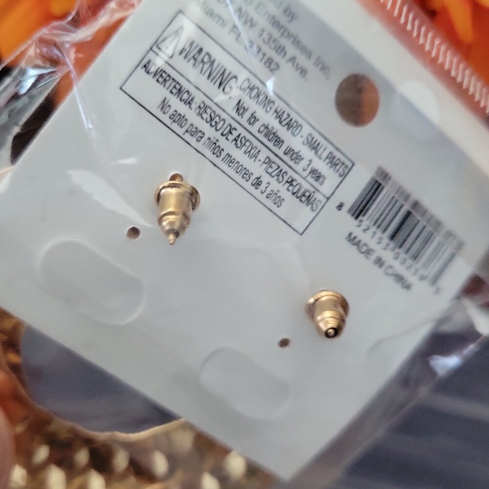 Bold Gold Hoop & Pearl Stud Earrings BY D’Bello – Statement Elegance NWT DD - Picture 7 of 8